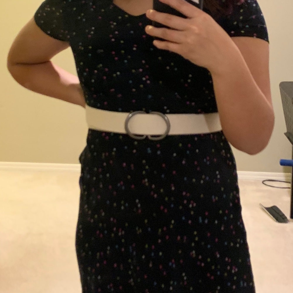 Talbots polka dot flowing dress. belt not included